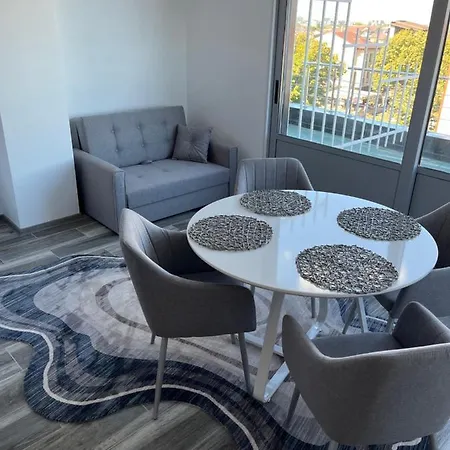 Ari Bulevardul Mamaia アパート *