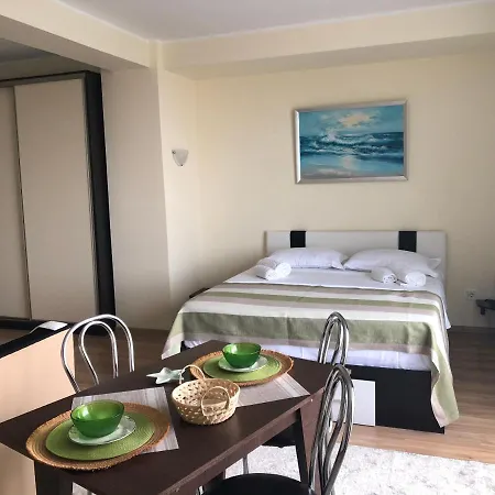 Ari Bulevardul Mamaia コンスタンツァ